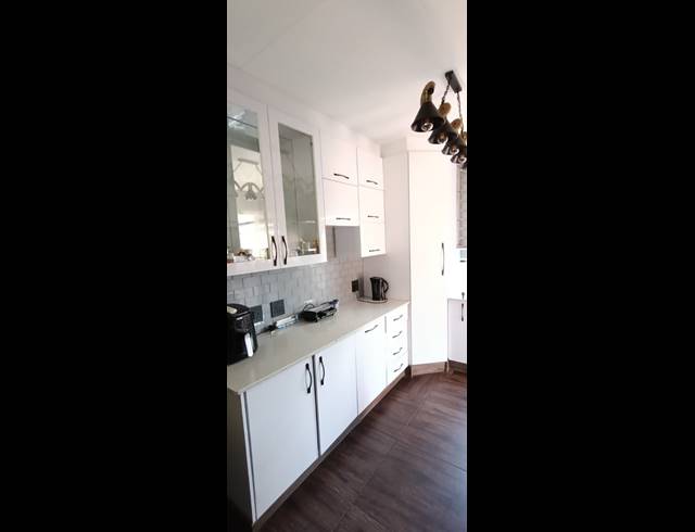 3 BEDROOM TOWNHOUSE FOR SALE IN REYNO RIDGE